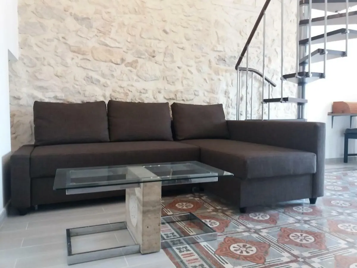 Ibla Baroque Loft Apartment contacts